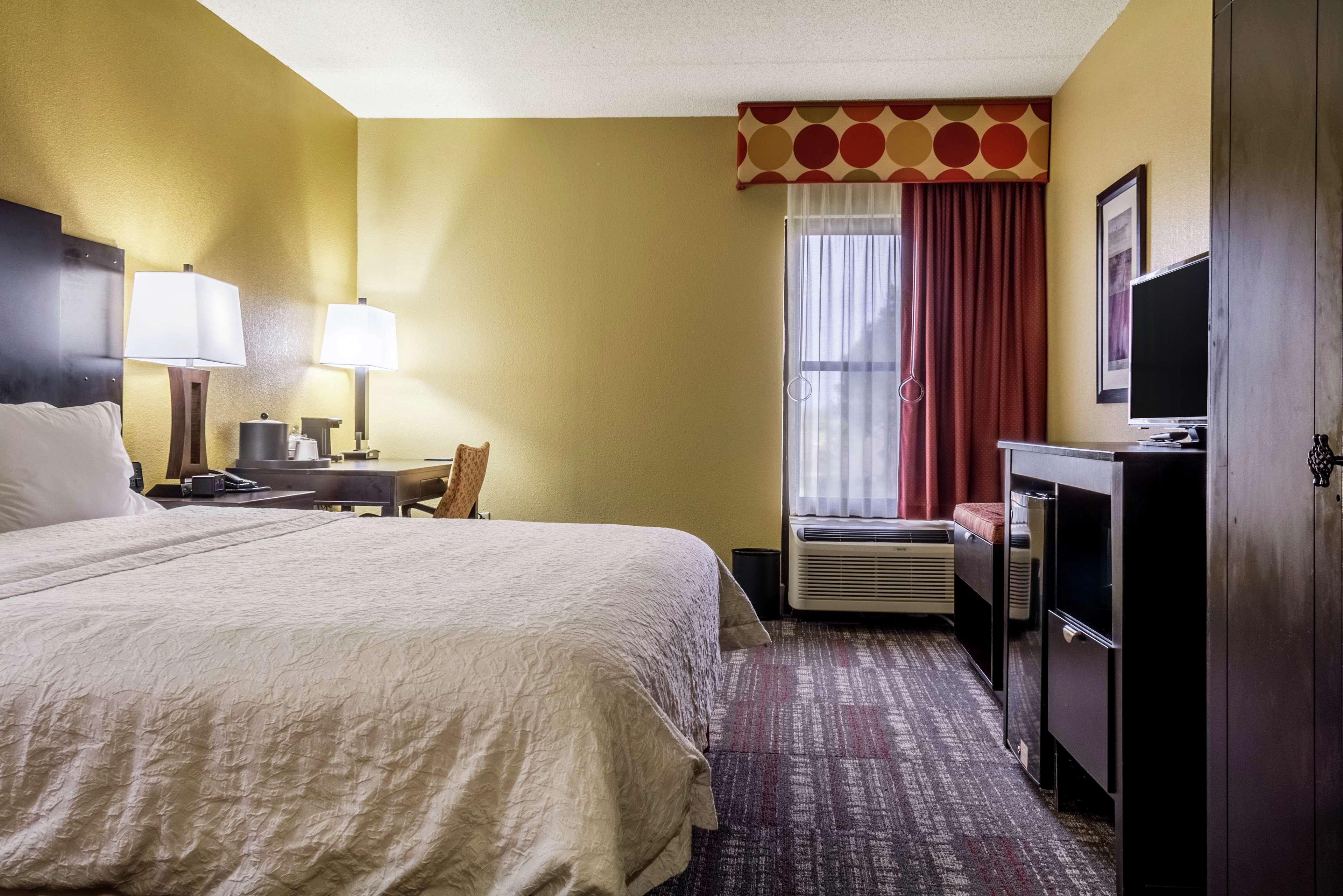 Hampton Inn Clinton Exterior foto