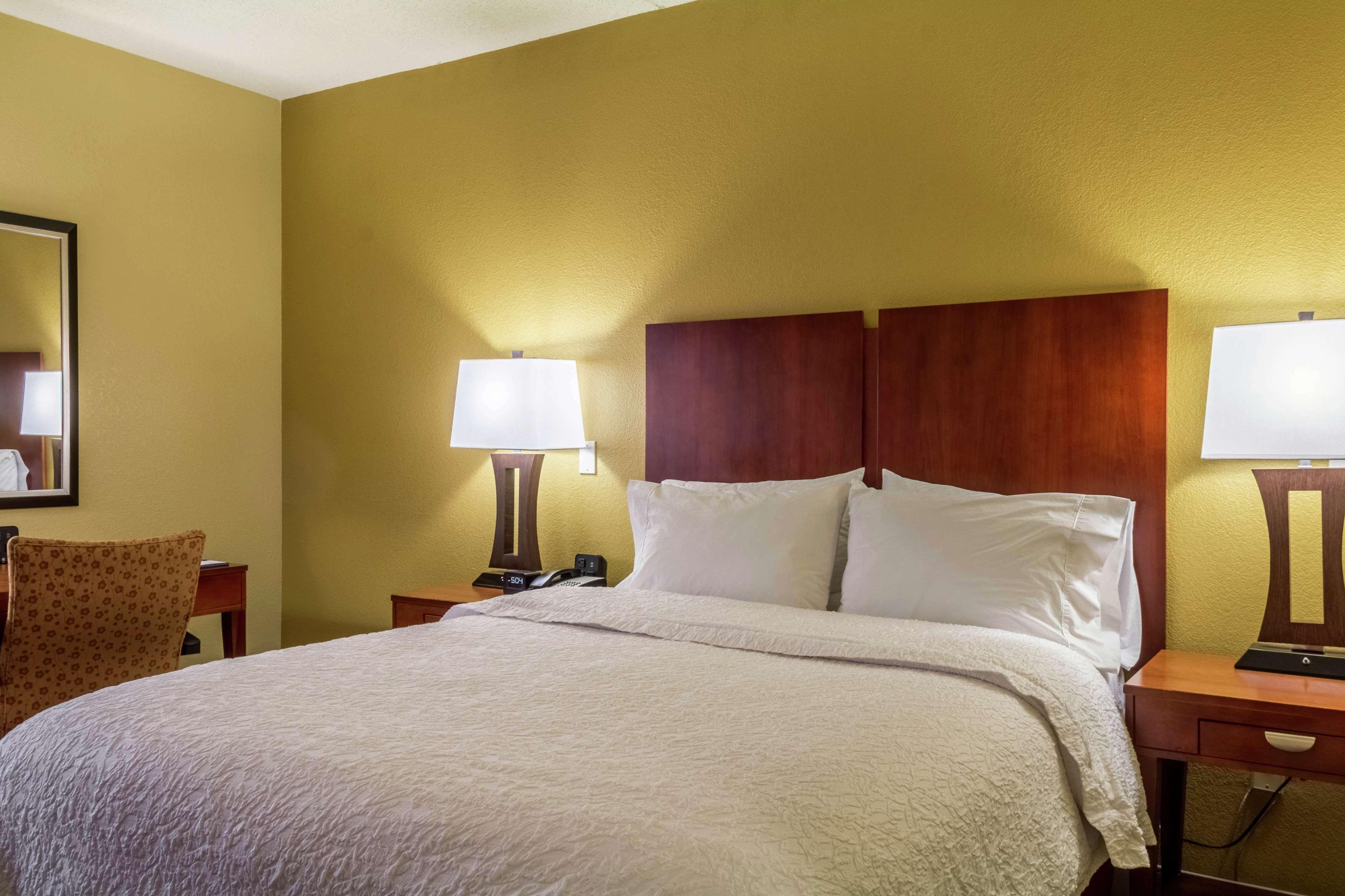 Hampton Inn Clinton Exterior foto