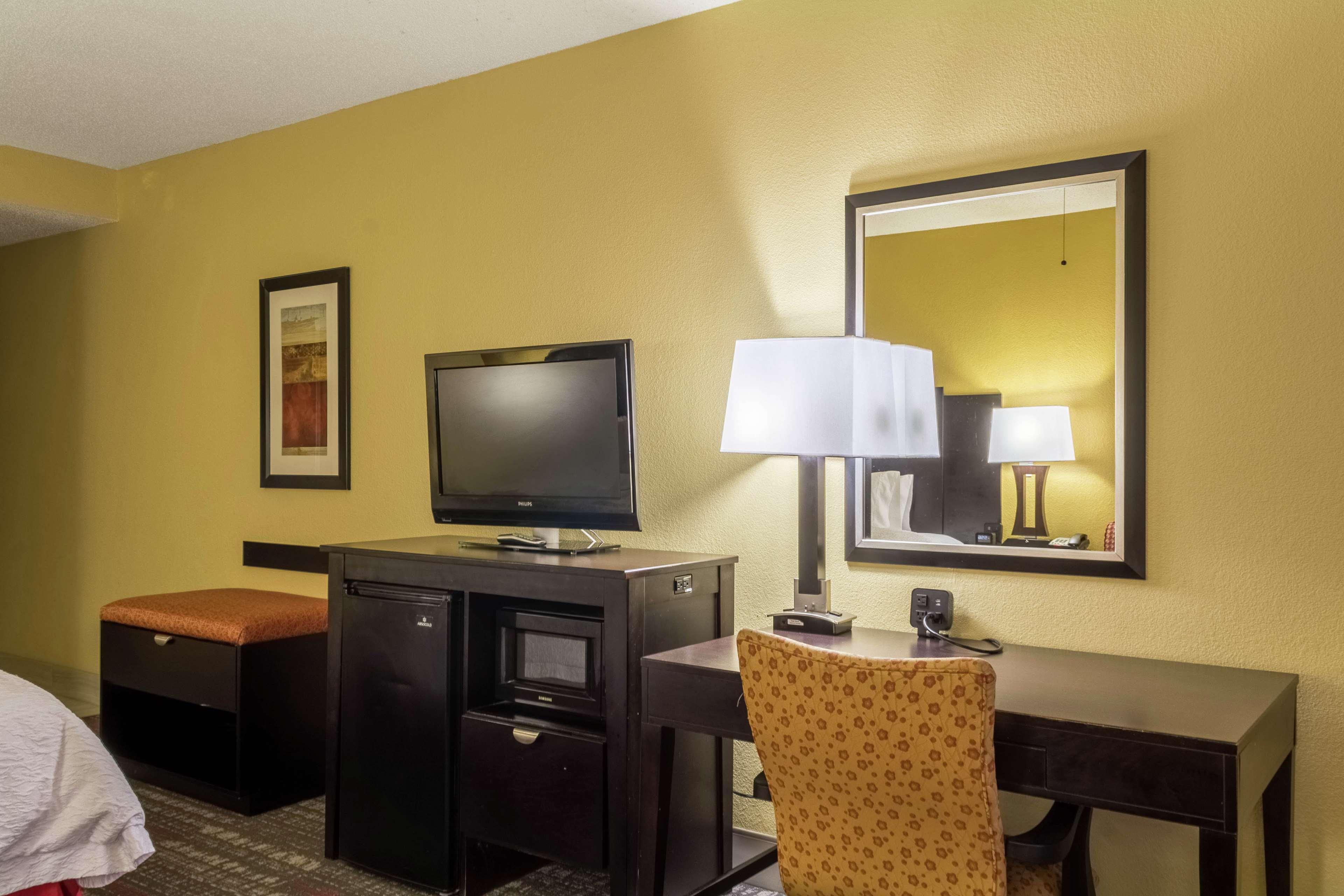 Hampton Inn Clinton Exterior foto