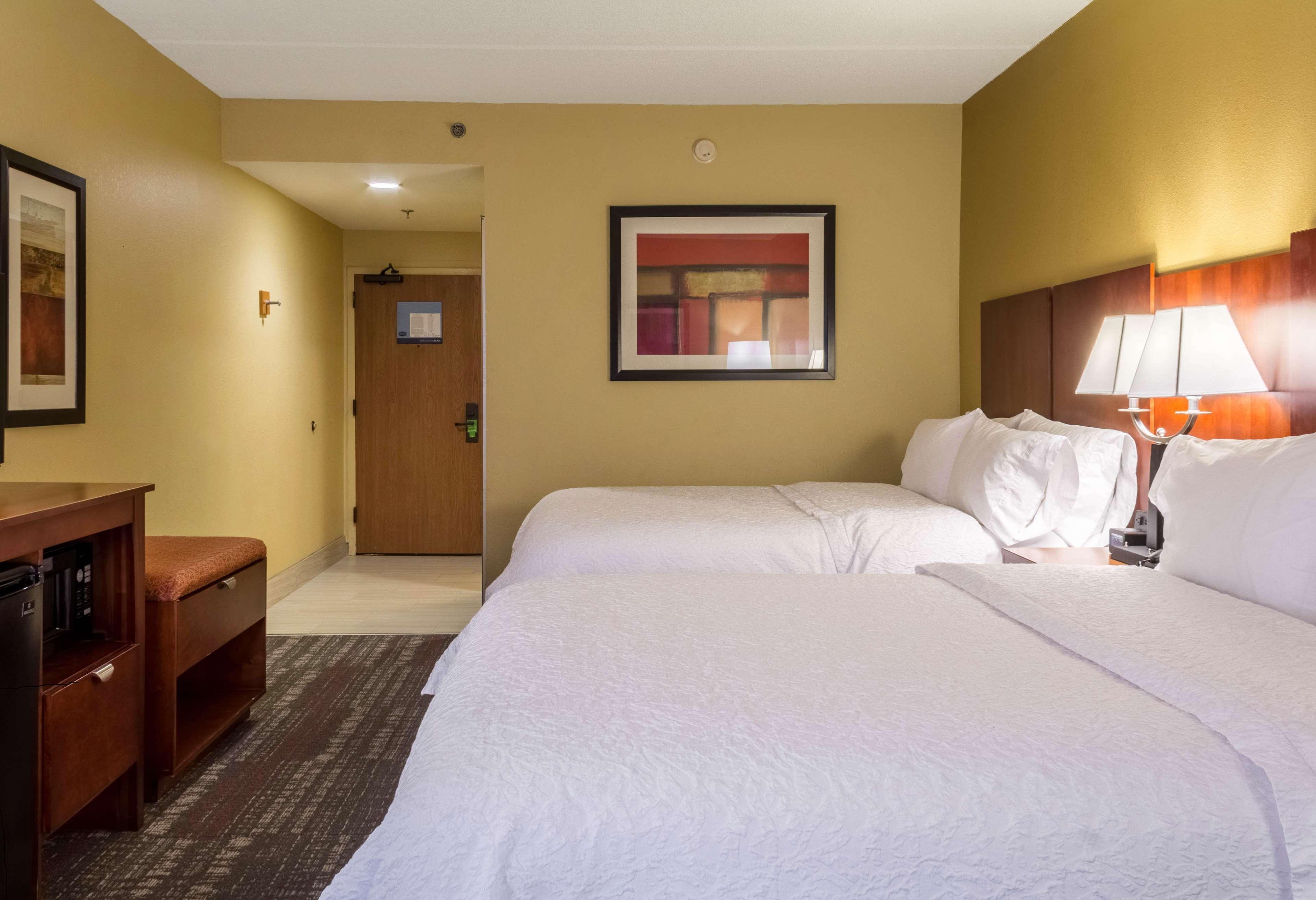 Hampton Inn Clinton Exterior foto